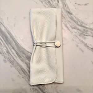 SOLD▪️Real Techniques Brush Roll